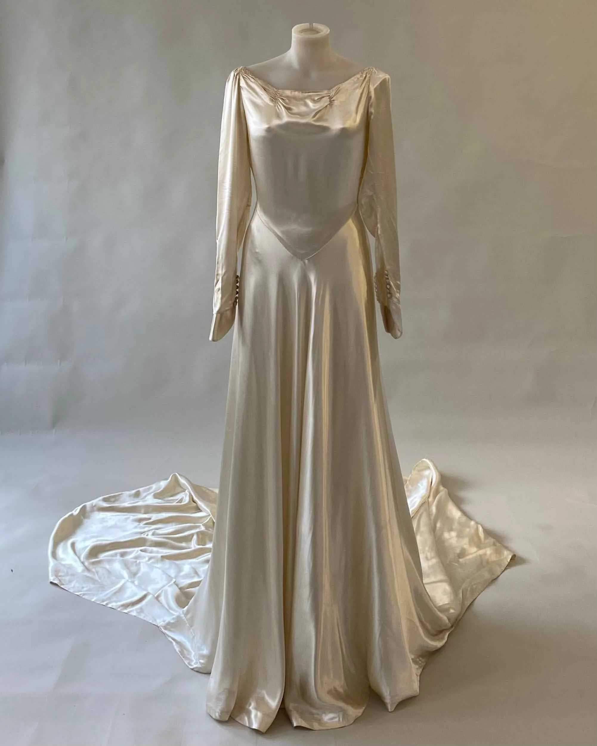 Antique gold wedding dress online